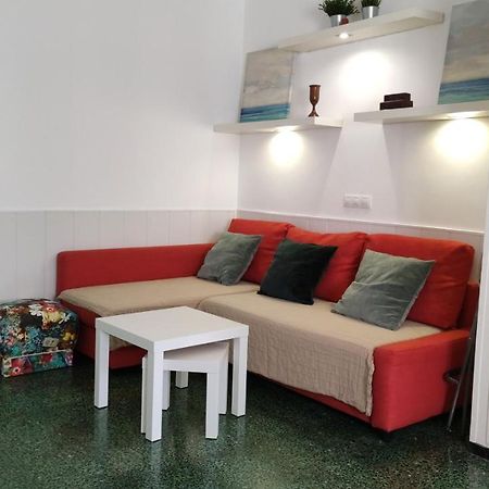 شقة لاس بالماس دي غران كاناريا  في Estudio Interior En Playa De Las Canteras المظهر الخارجي الصورة