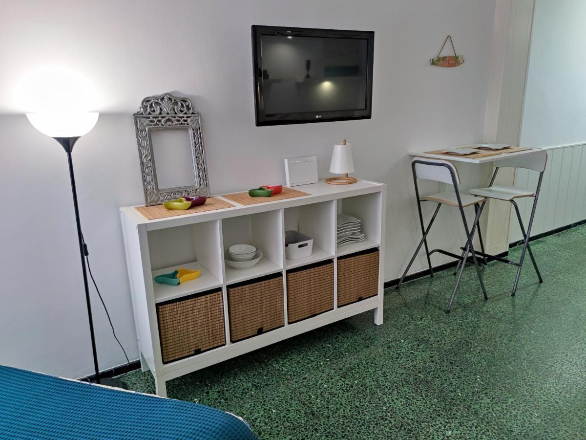 شقة لاس بالماس دي غران كاناريا  في Estudio Interior En Playa De Las Canteras المظهر الخارجي الصورة